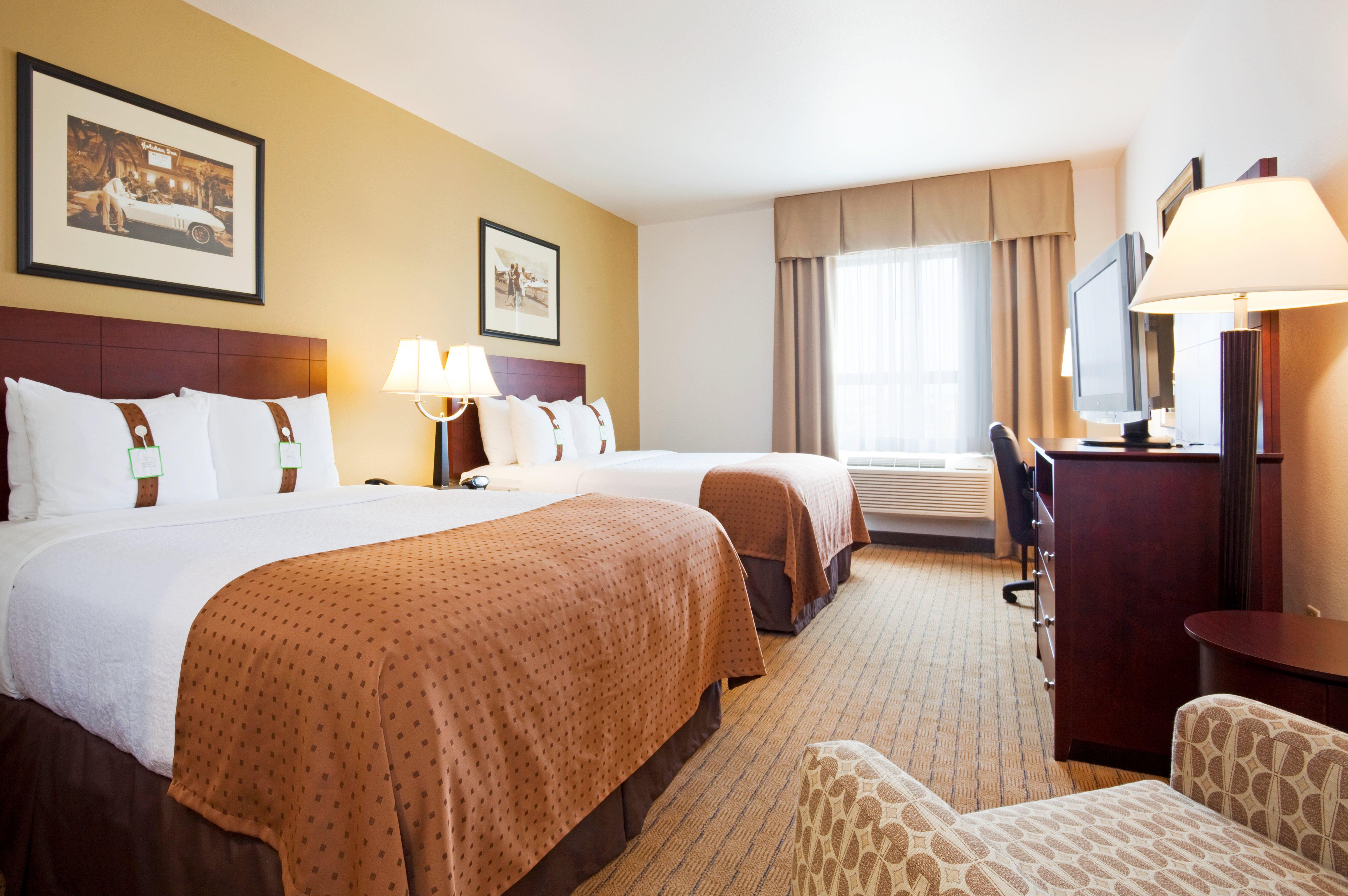 Holiday Inn Madison At The American Center By Ihg Buitenkant foto