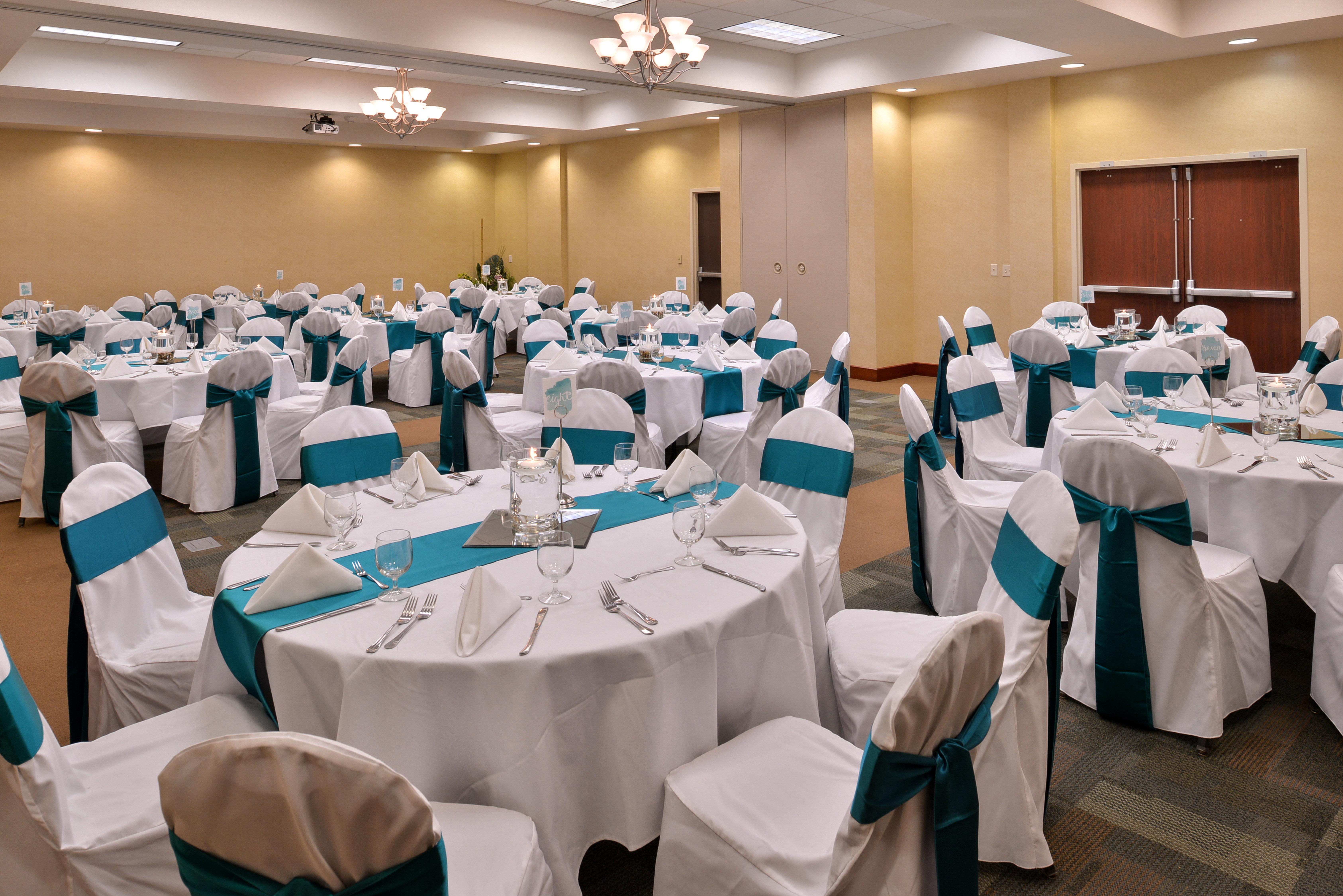 Holiday Inn Madison At The American Center By Ihg Buitenkant foto